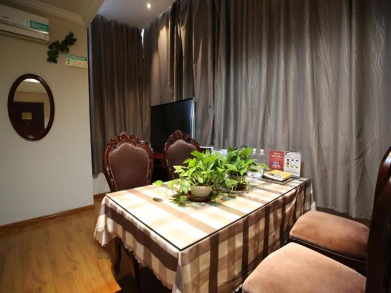 GreenTree Inn JiangSu WuXi YangJian XiHu Road Express Hotel Bagian luar foto