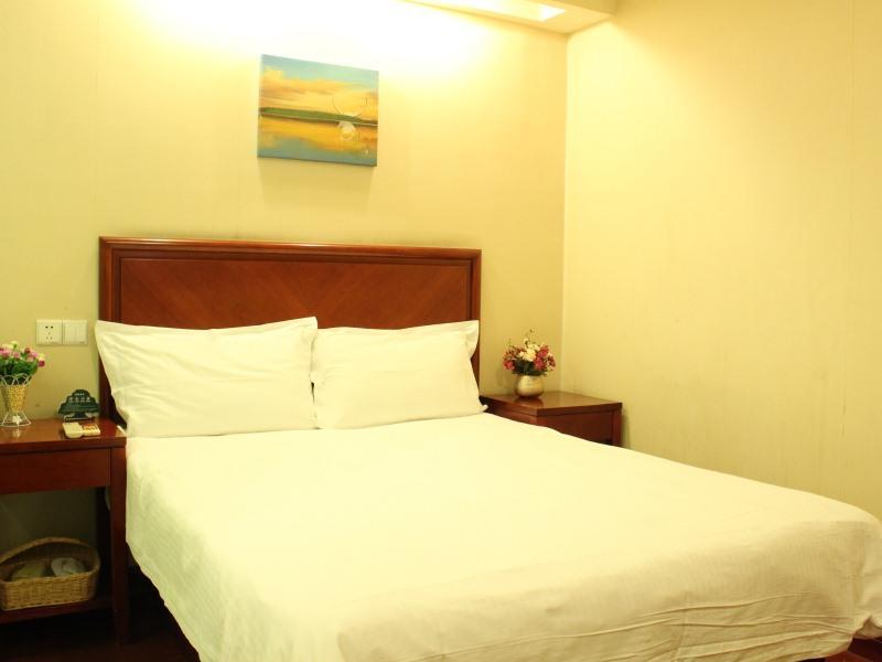 GreenTree Inn JiangSu WuXi YangJian XiHu Road Express Hotel Bagian luar foto