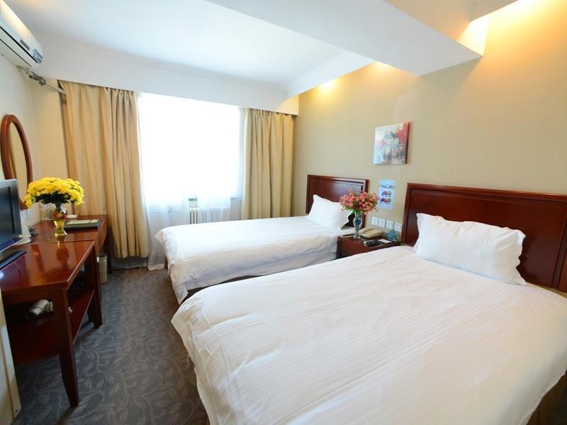 GreenTree Inn JiangSu WuXi YangJian XiHu Road Express Hotel Bagian luar foto