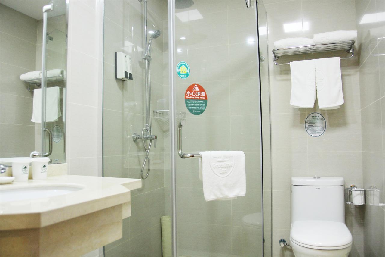GreenTree Inn JiangSu WuXi YangJian XiHu Road Express Hotel Bagian luar foto
