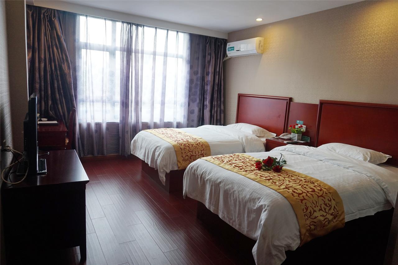 GreenTree Inn JiangSu WuXi YangJian XiHu Road Express Hotel Bagian luar foto