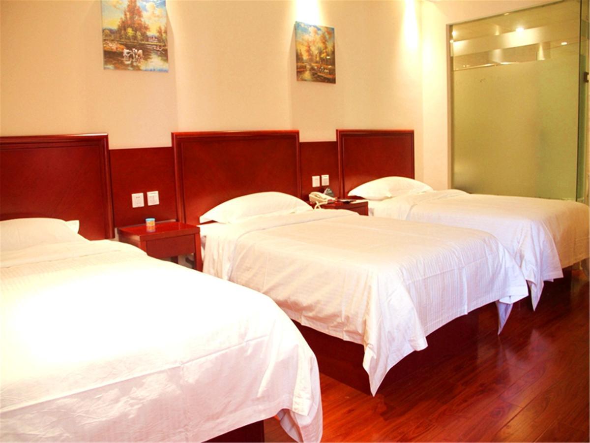 GreenTree Inn JiangSu WuXi YangJian XiHu Road Express Hotel Bagian luar foto
