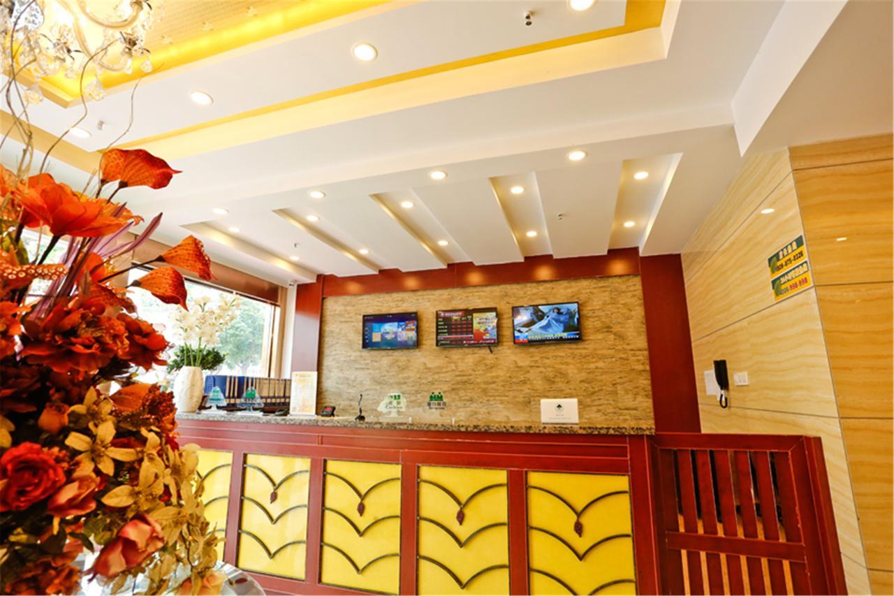 GreenTree Inn JiangSu WuXi YangJian XiHu Road Express Hotel Bagian luar foto